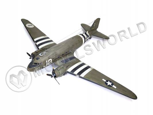 Готовая модель Самолет Douglas C-47 Skytrain в масштабе 1:48
