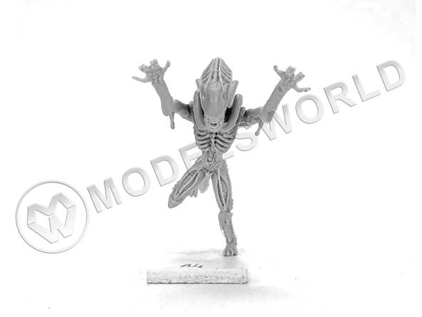 Фигурка Ксеноморф №4, вселенная "Чужой против Хищника" (Aliens vs Predators), 28 мм - фото 1