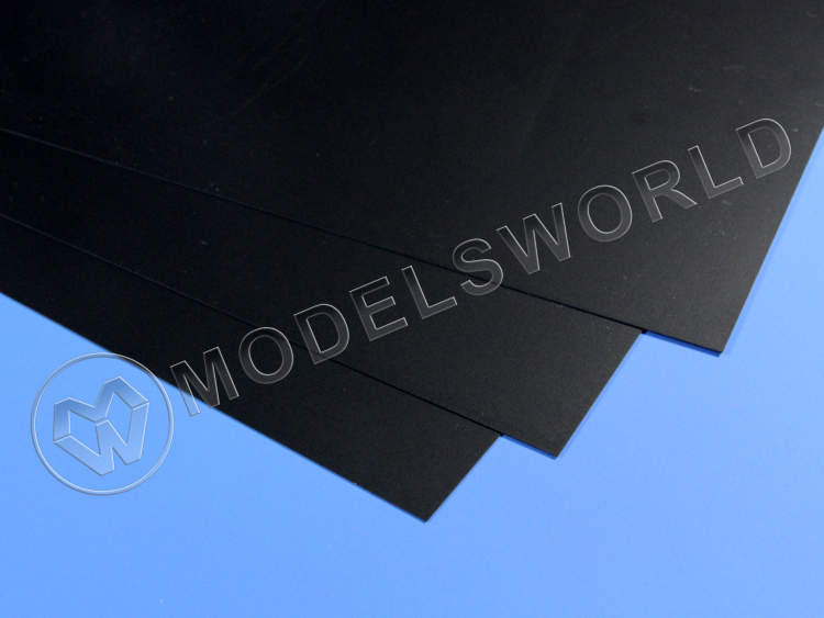 Черный пластик 0.75 мм, 2 листа 15х30 см - фото 1