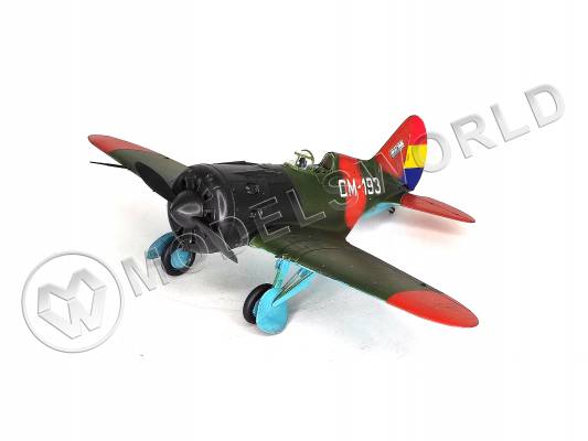 Готовая модель Советский истребитель И-16 ВВС Испании "Supermoska" в мастабе 1:48