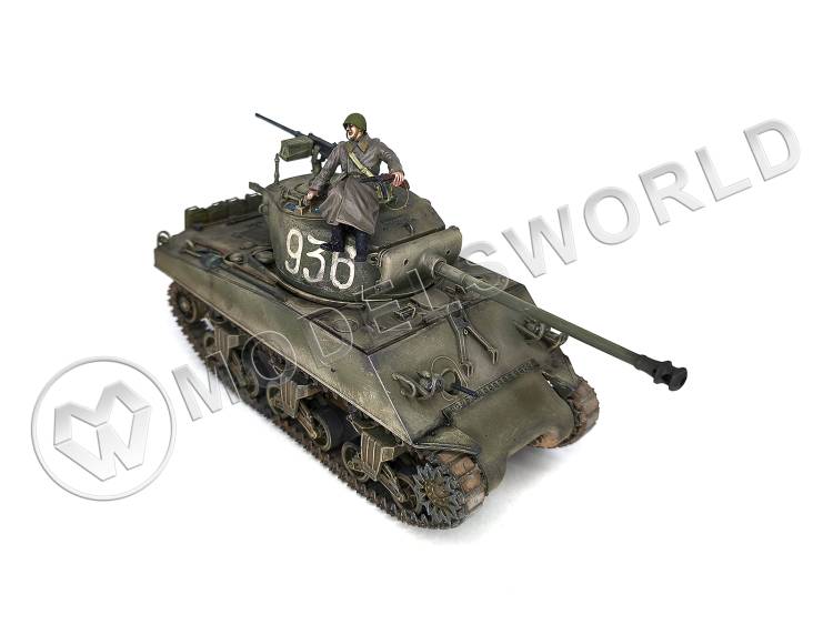 Готовая модель Американский средний танк M4A2 на службе РККА с десантником в масштабе 1:35 - фото 1